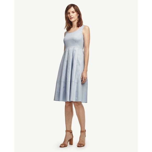 Ann Taylor Retro Dress Womens sz 2 Scoopneck Party Pleated Fit & Flare - Picture 2 of 9